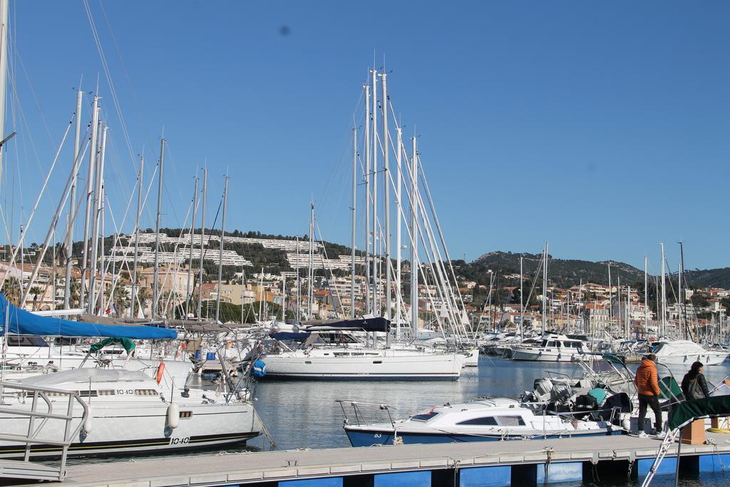 Beau T2 En Centre Ville Avec Parking Prive Bandol Zewnętrze zdjęcie